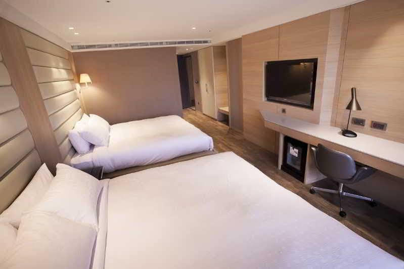 Royal Group Hotel Minghua Branch Гаосюн Экстерьер фото